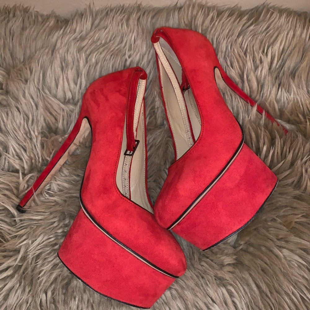 OLCAY GULSEN STRAP HEEL